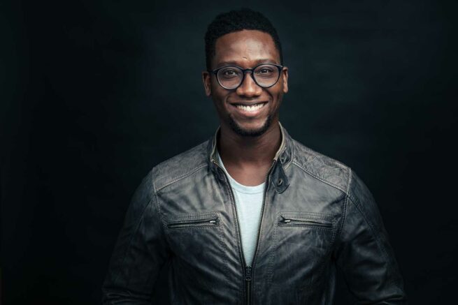Portrait-Fotografie von Flüchtlingen und Ehrenamtlichen Helfern, Starnberg.